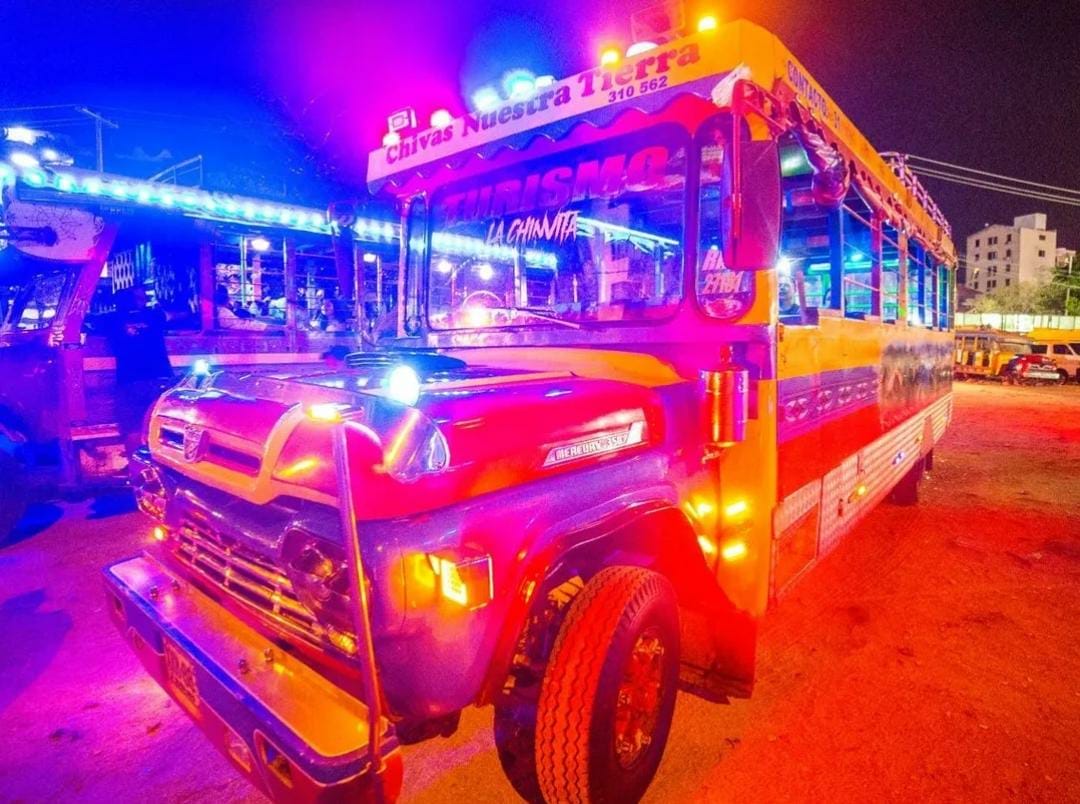 Arma tu plan Cartagena 14 chiva rumbera