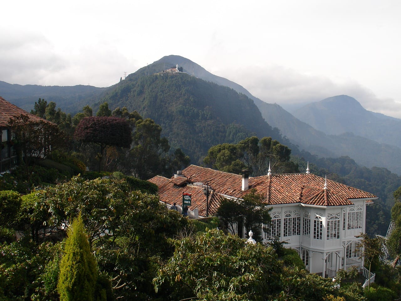 cerro de montserrate, bogota, guadeloupe- que hacer en bogotá